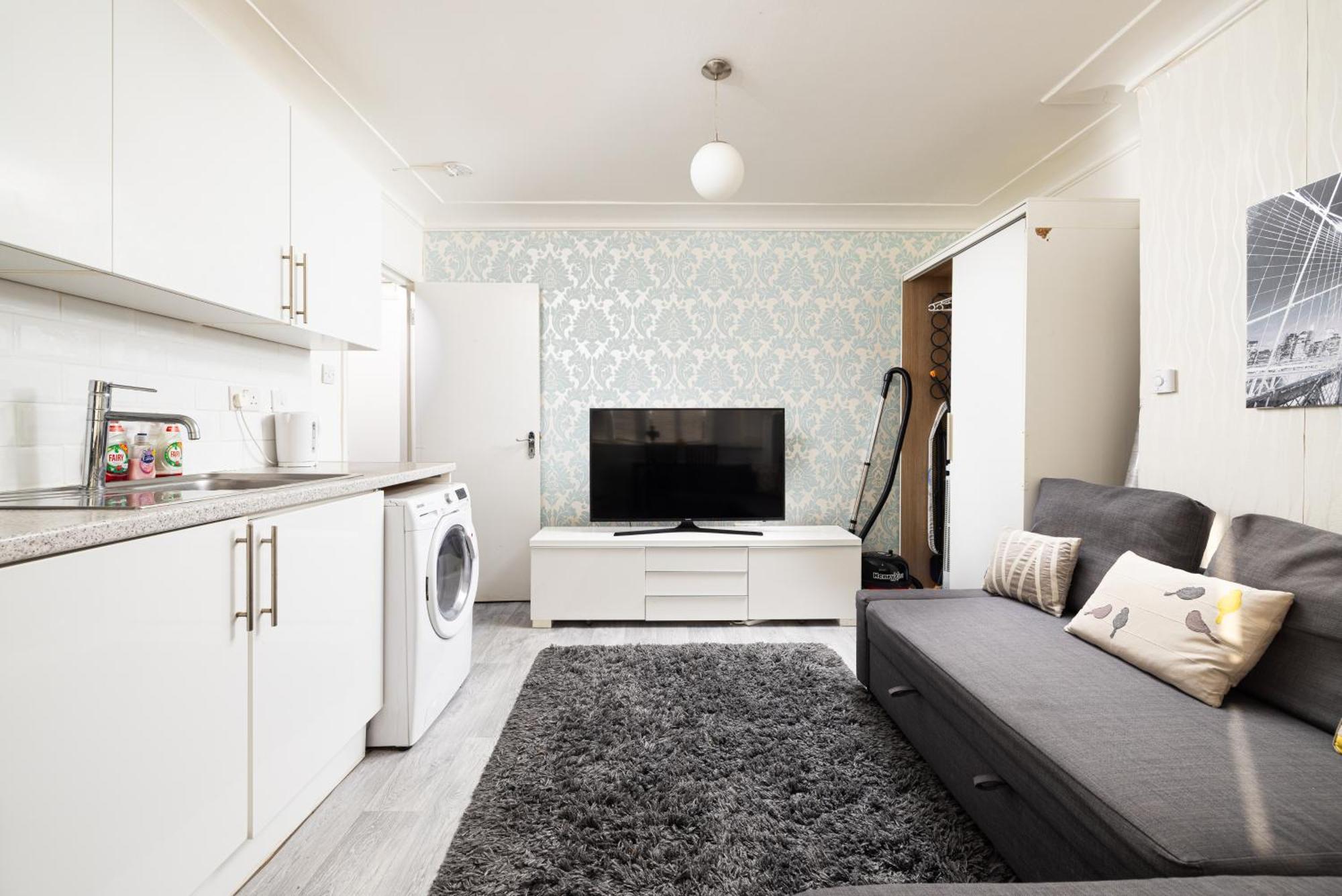 One Bedroom Apartment Opposite Brent Cross Station Londra Dış mekan fotoğraf