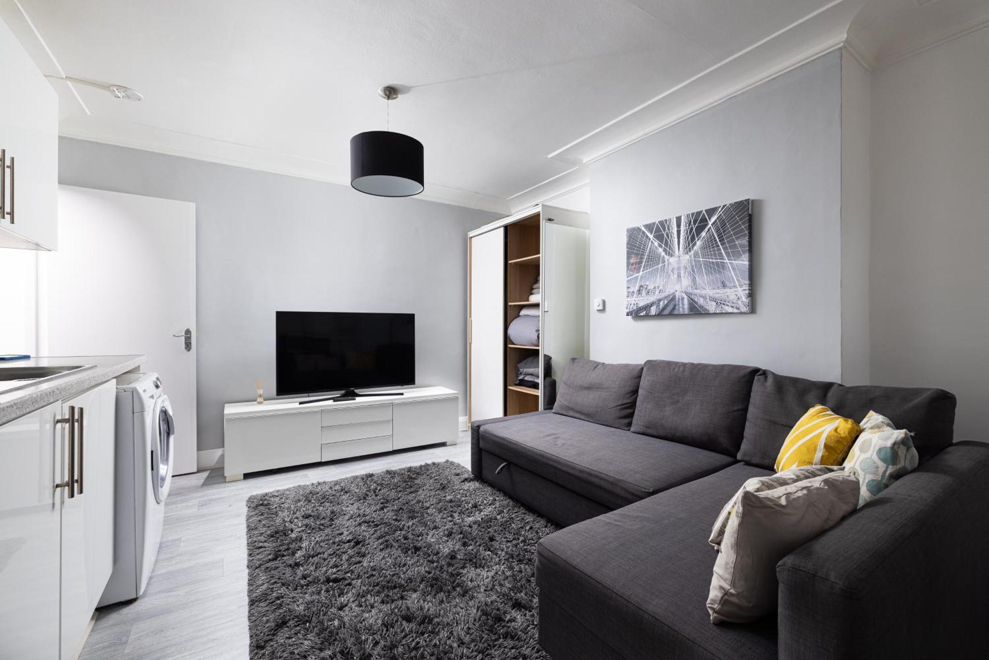 One Bedroom Apartment Opposite Brent Cross Station Londra Dış mekan fotoğraf